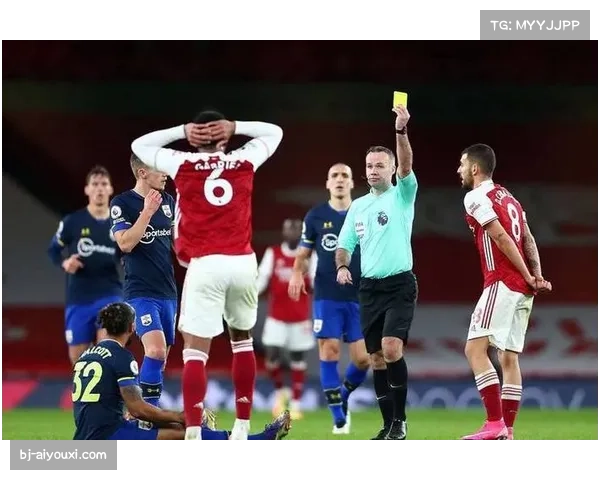 纽卡斯尔联前锋伍德膝关节受伤 锋线选择受限 纽卡斯尔联前锋伍德膝关节受伤 锋线选择受限